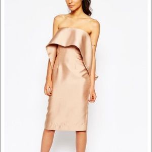 Gorgeous tube nude dress with split